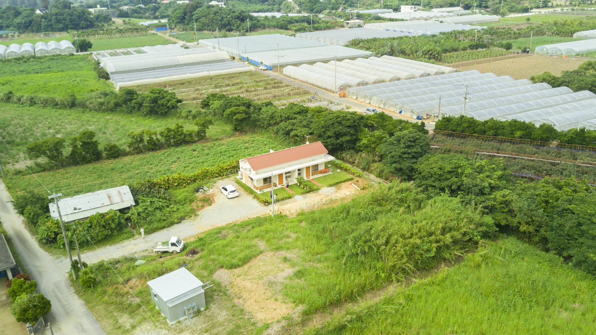 나키진 카에루야 아파트 외부 사진